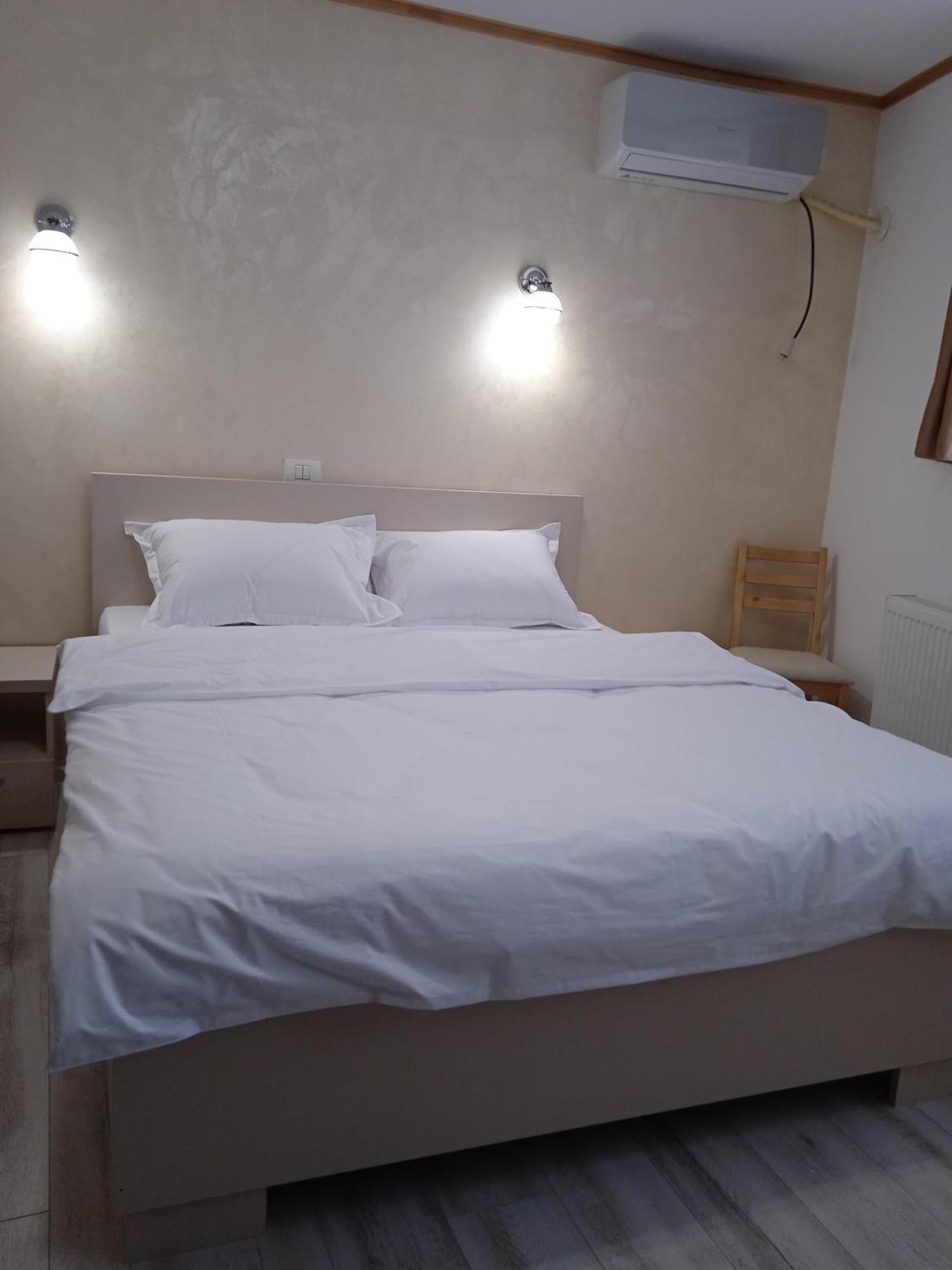 Hotel Marina Srl Bucareste Exterior foto